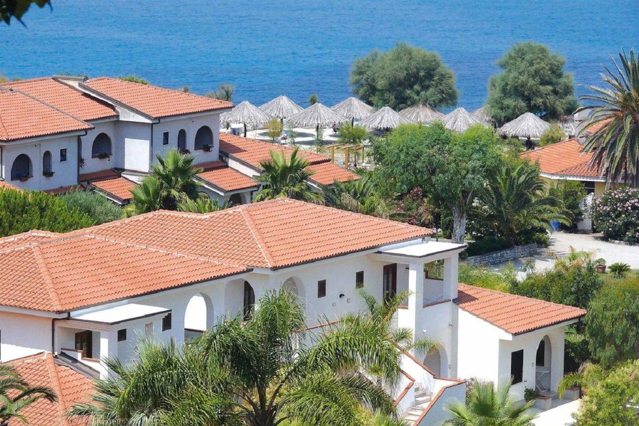 Resort Villaggio Torre Ruffa Robinson Capo Vaticano